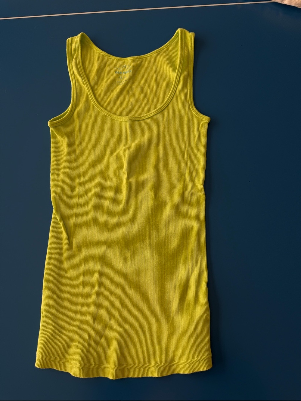 Old Navy Neon Yellow Ribbed Tank. Like New. Size M.